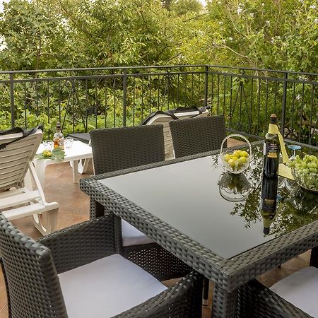 Apartmani Seka Херцег-Нови Экстерьер фото