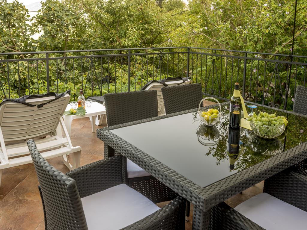 Apartmani Seka Херцег-Нови Экстерьер фото