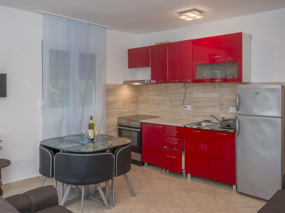 Apartmani Seka Херцег-Нови Экстерьер фото